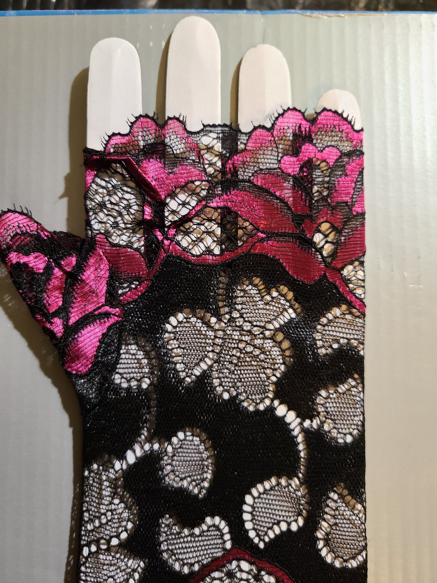 Nailfie sleeves