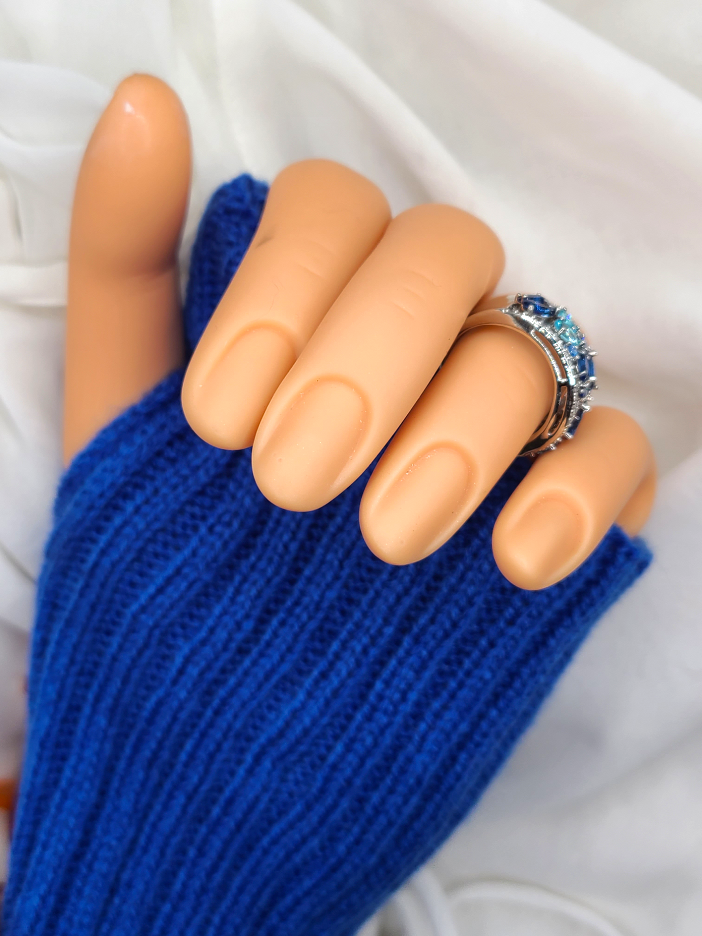 Nailfie sleeves