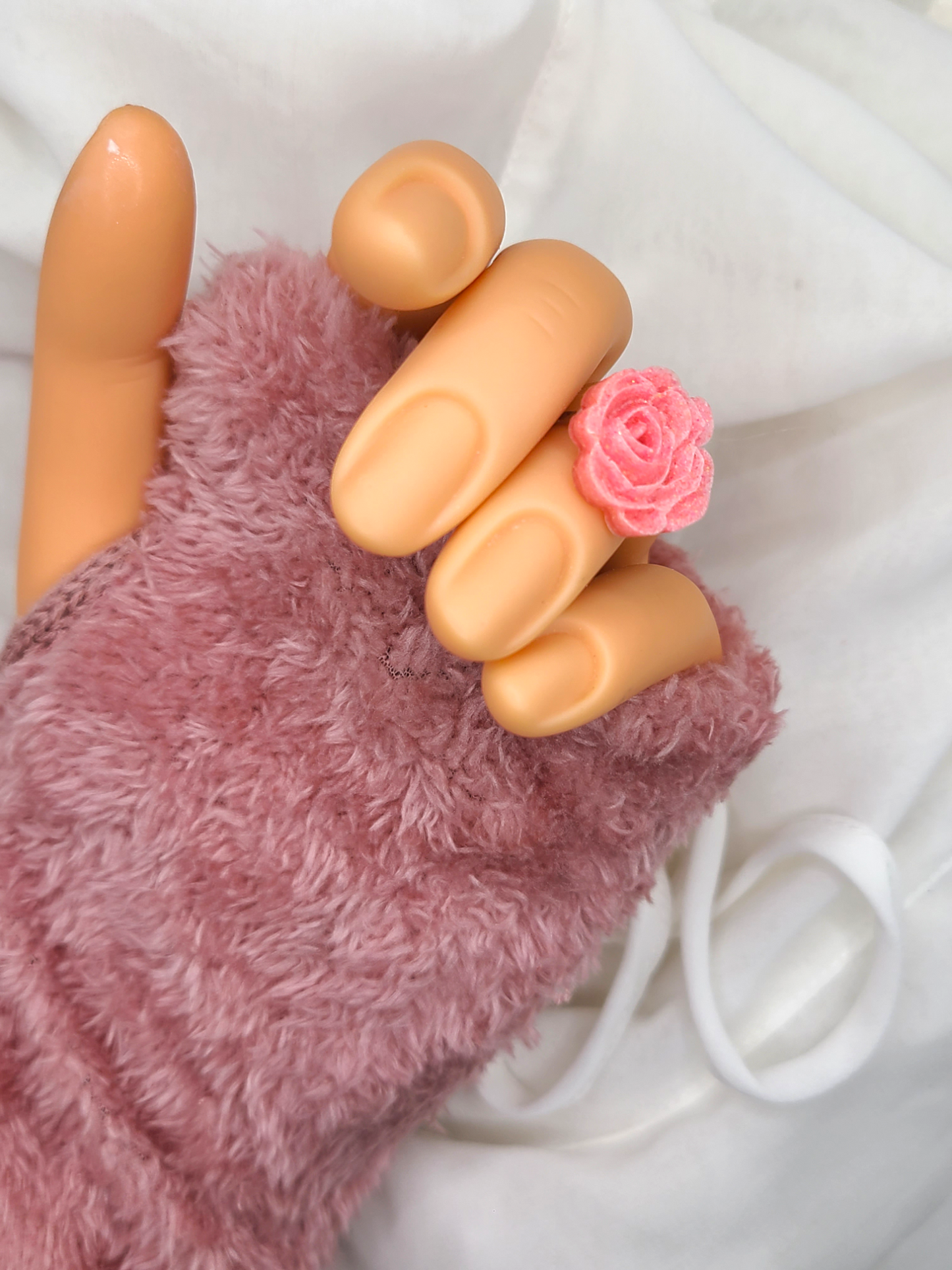 Nailfie sleeves